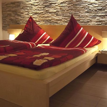 לובנאו Ferienzimmer Am Brauhausgraben מראה חיצוני תמונה